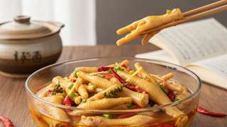 泡椒凤爪最正宗做法详解：从视频教程到家常秘籍 - 美食菜谱封面图